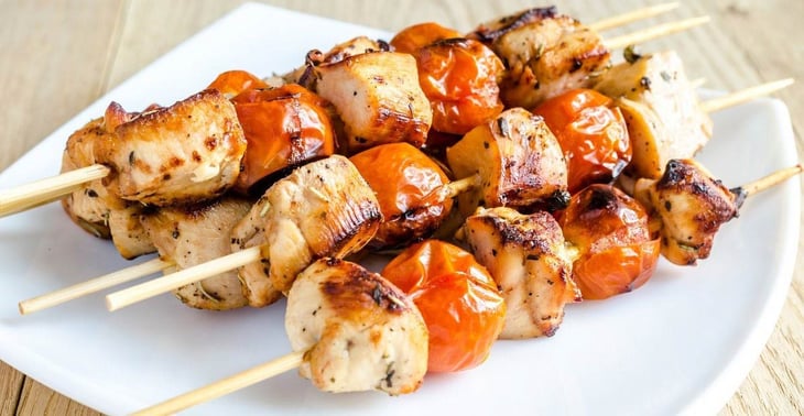 grilled-chicken-and-tomato-skewer-recipe-1-1